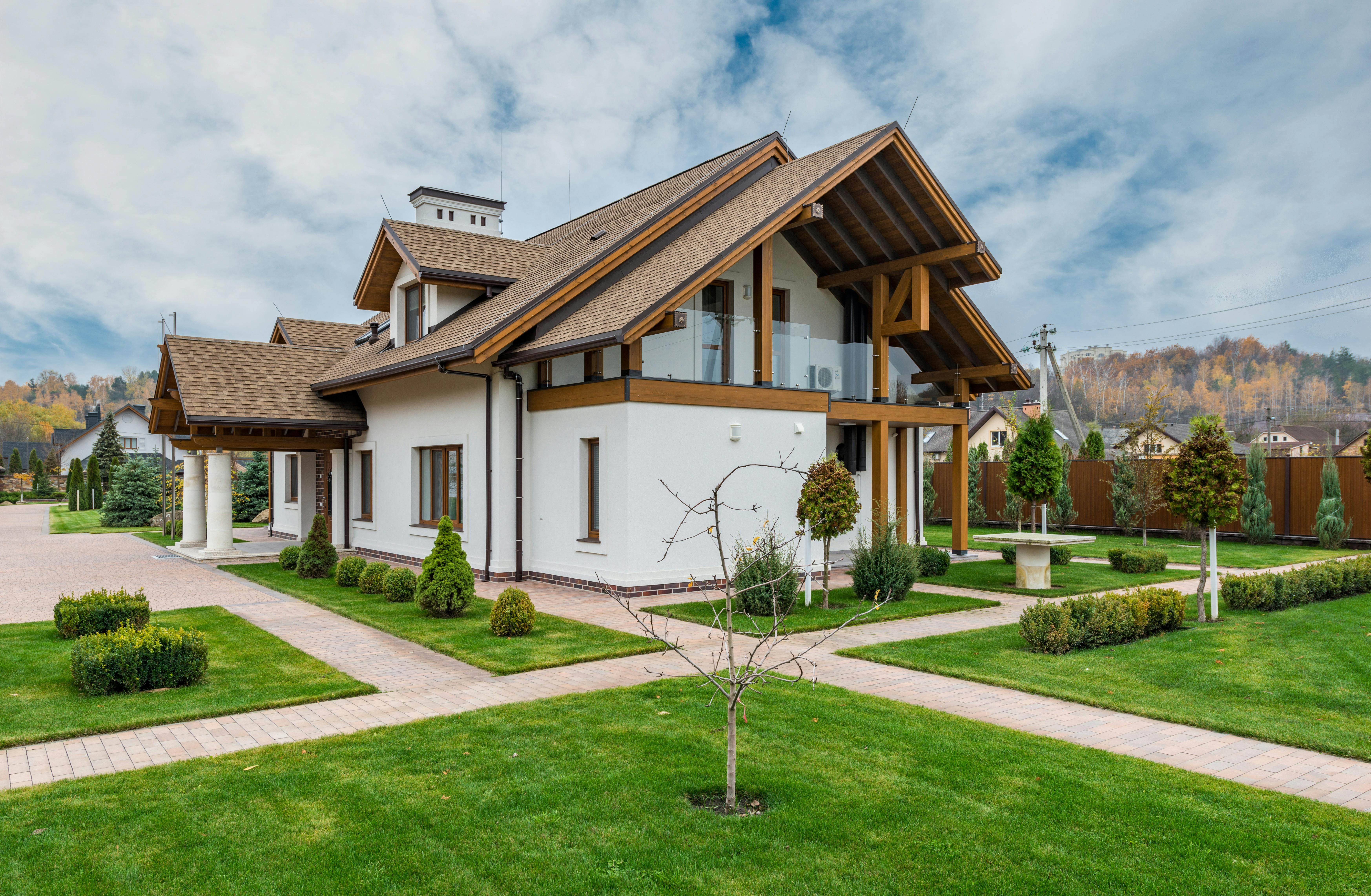 Beautiful modern property with landscaped gardens
